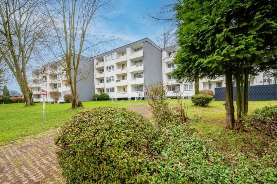 Modern Flat With Balcony In Gladbeck Apartment Exterior photo